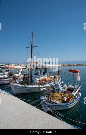 Grecia, Europa sud-orientale, Corfù, un'isola greca al largo della costa nord-occidentale nel Mar Ionio, Lefkimmi, Molos, Marina Foto Stock