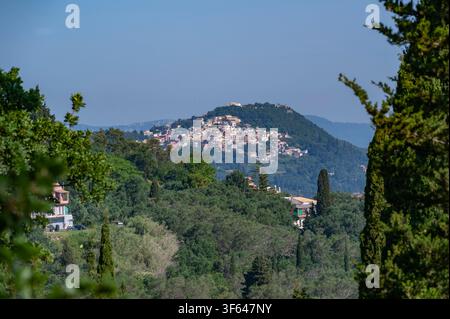 Grecia, Europa sud-orientale, Corfù, un'isola greca al largo della costa nord-occidentale nel Mar Ionio, Pelekas Foto Stock