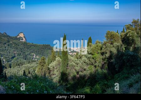 Grecia, Europa sudorientale, Corfù, un'isola greca al largo della costa nordoccidentale nel Mar Ionio, Pentati Foto Stock