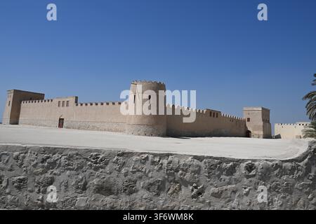 Bahrein, Riffa – Vista panoramica sul forte di Sheikh Salman bin Ahmed Foto Stock