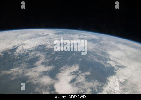Osservazioni della Terra da parte dell'equipaggio della STS-130 durante il programma dello Space Shuttle. Foto Stock