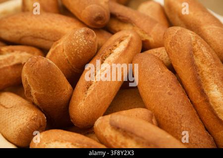 Pane fresco francese, primo piano, sfondo Foto Stock