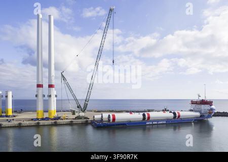 Danimarca? Isola di Bornholm, United Wind Logistics nel porto di Ronne Foto Stock