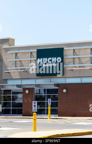 Ottawa, Canada - 30 luglio 2026: Ristorante messicano Mucho Burrito Foto Stock