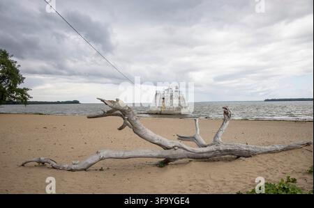 la piccola città di Nicolet sulle rive del fiume San Lorenzo nel Quebec, Canada Foto Stock