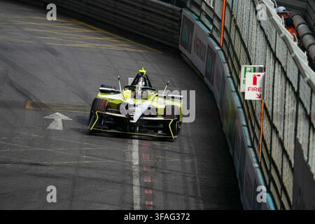 ABB FIA Formula E Stagione 12 Gara 17 - London E-Prix, Gara, domenica 16 agosto 2026, a Londra, Regno Unito - #28 Felipe Drugovich (BRA) - Andretti Foto Stock