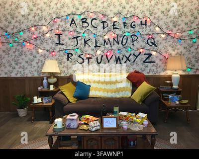 New York, New York, USA - 12 novembre 2017: Soggiorno in stile Stranger Things al Samsung 837 Store Foto Stock