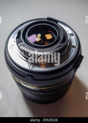 Il supporto per fotocamera di un attacco obiettivo DSLR Foto Stock