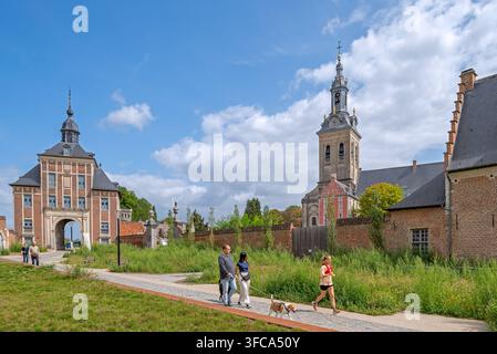 Norbertuspoort / Porta di Norberto e chiesa di Giovanni Evangelista all'Abbazia Premonstratense di Park / Abdij van Park, Heverlee, Brabante Fiammingo Belgio Foto Stock