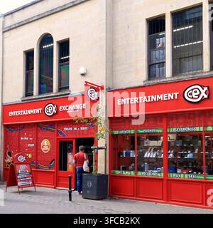 Locale commerciale al dettaglio Cex Entertainment Exchange, centro città di Bath, Sud Ovest dell'Inghilterra, UK, Europa Foto Stock