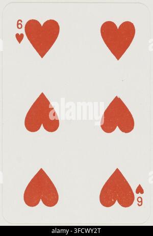 Un'incisione del 1900 di una carta da gioco con sei cuori, numerata "6" e "9" negli angoli, relativa al gioco delle Patiences. Foto Stock