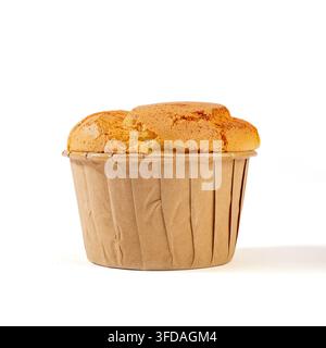 Muffin al soffice di farina di riso appena sfornati che si raffreddano su una griglia Foto Stock