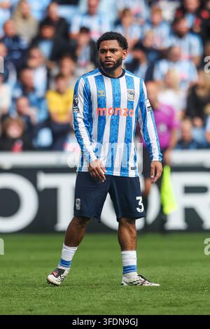 Jay Dasilva del Coventry City durante la partita di Premier League Coventry City contro Hull City alla Coventry Building Society Arena, Coventry, Inghilterra il 29 agosto 2026 Crediti: Richard Bierton/Every Second Media Foto Stock