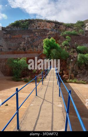 San Luis Potosi, San Luis Potosi Messico; 05 08 2023. Questa fotografia di infrastruttura culturale cattura una vista verticale ad angolo alto dello storico San Foto Stock