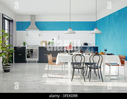 Interno moderno di sala da pranzo e cucina con tavolo apparecchiato, sedie nere, armadi scuri e una parete accentata blu brillante. Foto Stock