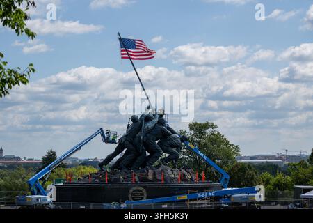 Arlington, Va, USA. 15 set, 2026. Le squadre del National Park Service stanno lavorando al Memoriale del Corpo dei Marines di Iwo Jima ad Arlington, VA il 14 settembre 2026 (Credit Image: © Andrew Leyden/ZUMA Press Wire) USO EDITORIALE SOLO! Non per USO COMMERCIALE! Foto Stock