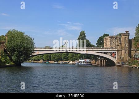 Ponte Lendal sul fiume Ouse, York Foto Stock