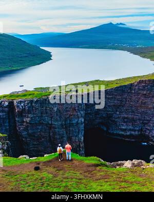 Lago Orvagsvatn a Vagar, Isole Fær Øer, Danimarca, Europa. Foto Stock