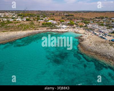 Vista aerea della costa adriatica nel Salento settentrionale Foto Stock