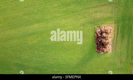 Un volo di droni sul meraviglioso paesaggio naturale Foto Stock