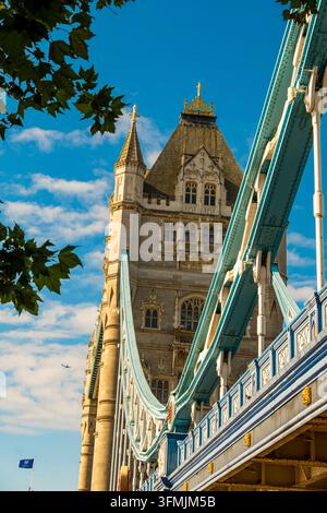 Regno Unito, Londra, il Tower Bridge Foto Stock