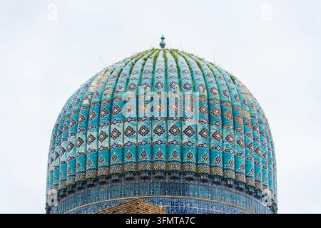 Cupola della moschea Bibi-Khanym, primo piano, Samarcanda Foto Stock
