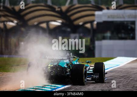 IPA89209486 - 18 STROLL Lance (latta), Aston Martin F1 Team AMR26, azione durante il Gran Premio del Bahrein di Formula 1 2026 in Malesia, 16ª gara del Campionato del Mondo di Formula 1 2026 dal 2 al 4 ottobre 2026 sul Sepang International Circuit, a Sepang, Malesia Foto Stock