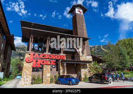 Jackson Hole Wyoming - 8 settembre 2023: Cartello di Jackson Hole sulla funivia del resort sciistico del Wyoming Foto Stock