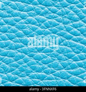 Macro dettagliata di una superficie in pelle blu intenso e ricca con una texture granosa a ciottoli distinta e un motivo tattile usurato con una morbida dimensionalità Foto Stock