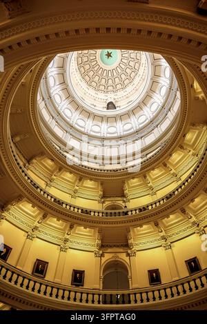 Austin, Texas - 14 settembre 2026: Cupola del campidoglio dello stato del Texas ad Austin Foto Stock