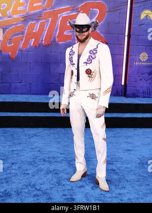 Hollywood, Stati Uniti. 12 ottobre 2026. Orville Peck alla prima mondiale di 'Street Fighter' di Paramount Pictures tenutasi al TCL Chinese Theatre IMAX di Ovation Hollywood il 12 ottobre 2026 a Hollywood, Los Angeles, California, Stati Uniti. (Foto di Xavier Collin/Image Press Agency) Credit: Image Press Agency/Alamy Live News Foto Stock