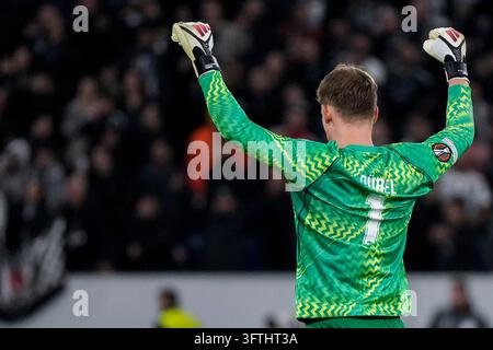 Alexander Nübel (Portiere, Besiktas, 1), Giocatore del Besiktas JK Istanbul, immagine singola, foto individuale, azione, celebrazione dopo il fischio finale, gioia per la vittoria, vincitore, vittorioso, applausi, festeggiamento, felice, positivo, soddisfatto, felice, ottimista, Foto Stock