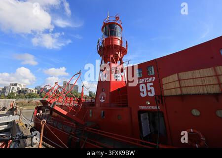 Studio di registrazione Lightship 95, registrazioni analogiche & digitali a bordo di un faro convertito da 55 tonnellate, con un tocco vintage, TBW, Poplar, E. Londra. Foto Stock