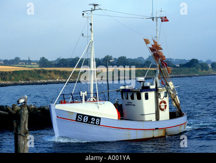 Isola Aero Aeroskobing Danimarca barca da pesca in mare Foto Stock