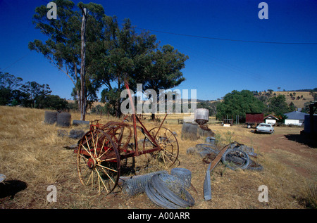 Murga Nuovo Galles del Sud Australia rifiuti abbandonati & Farm Foto Stock