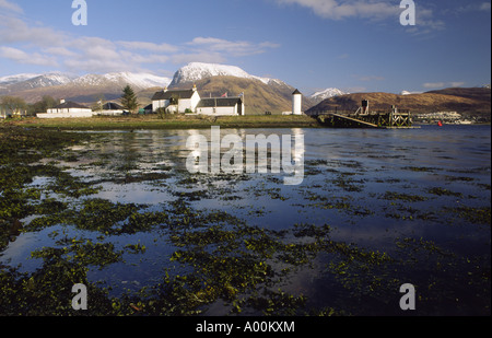 Corpach sul Loch Eil con una coperta di neve Ben Nevis al di sopra di Fort William Scozia UK Foto Stock