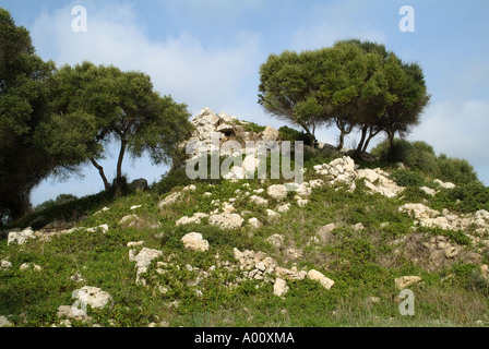 Dh Talayot di Talati TALATI DE DALT MENORCA Talaiotico preistorici torre sulla sommità del colle Foto Stock