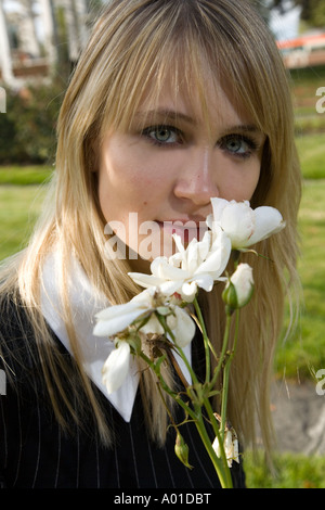 2006 11 07 Ginevra Svizzera giovane russa capelli biondi donna 07 11 2006 Geneve Suisse Jeune blonde russe Foto Stock