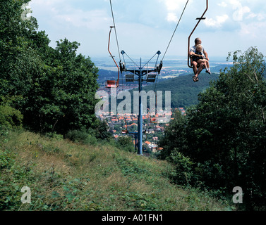 D-Thale, Bode, Harz, riserva naturale Harz, Sassonia-Anhalt, seggiovia tra la Rosstrappe Rock e la città di Thale, persone Foto Stock