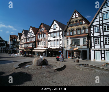 Fachwerkhaeuser Am Marktplatz a Rinteln, Weser, Weserbergland-Schaumburg Naturpark-Hameln, Bassa Sassonia Foto Stock