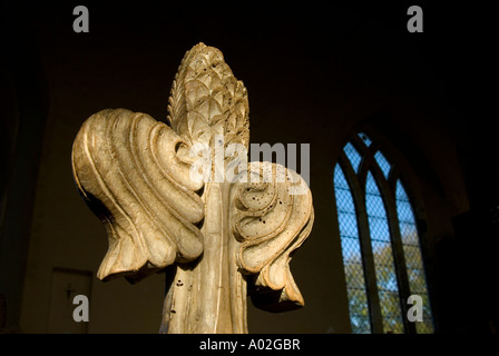 Scolpiti pew fine a St Martin s chiesa Thompson NORFOLK REGNO UNITO Foto Stock