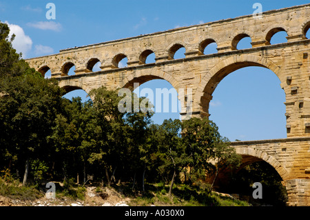 Francia Provenza il Pont du Gard Ponte Romano Foto Stock