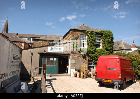 JEFFERYS Sale di aste a Lostwithiel Cornwall Regno Unito dove una selezione di dipinti ad olio 1914 1918 LA PRETESA DI ESSERE DA ADOLF HITLER Foto Stock