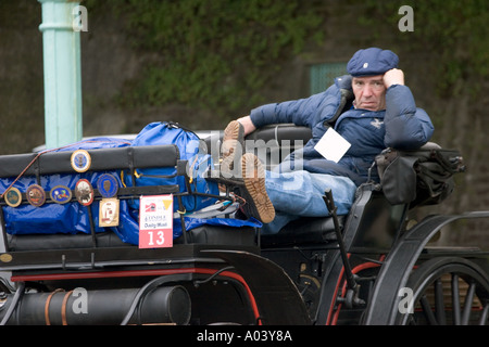 Londra a Brighton Veteran Car Run 2004 a Madeira Drive Brighton Sussex Foto Stock