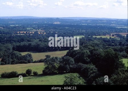 Vista su tutta Weald del Kent da Ide Hill Regno Unito Foto Stock