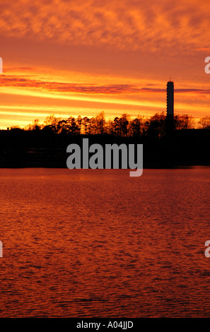 Vista al tramonto della torre dello stadio olimpico di Helsinki Finlandia Foto Stock