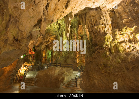 Gibilterra St Michael s grotta interno Foto Stock