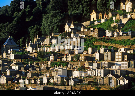 In UN CIMITERO DI SUNNYDALE - Corsica - Francia Foto Stock