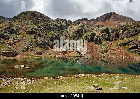 La Route 8 e 8A a Lac Gimillan Lussert vicino a Parco Nazionale del Gran Paradiso Italia Foto Stock