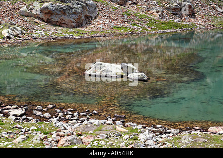 La Route 8 e 8A a Lac Gimillan Lussert vicino a Parco Nazionale del Gran Paradiso Italia Foto Stock